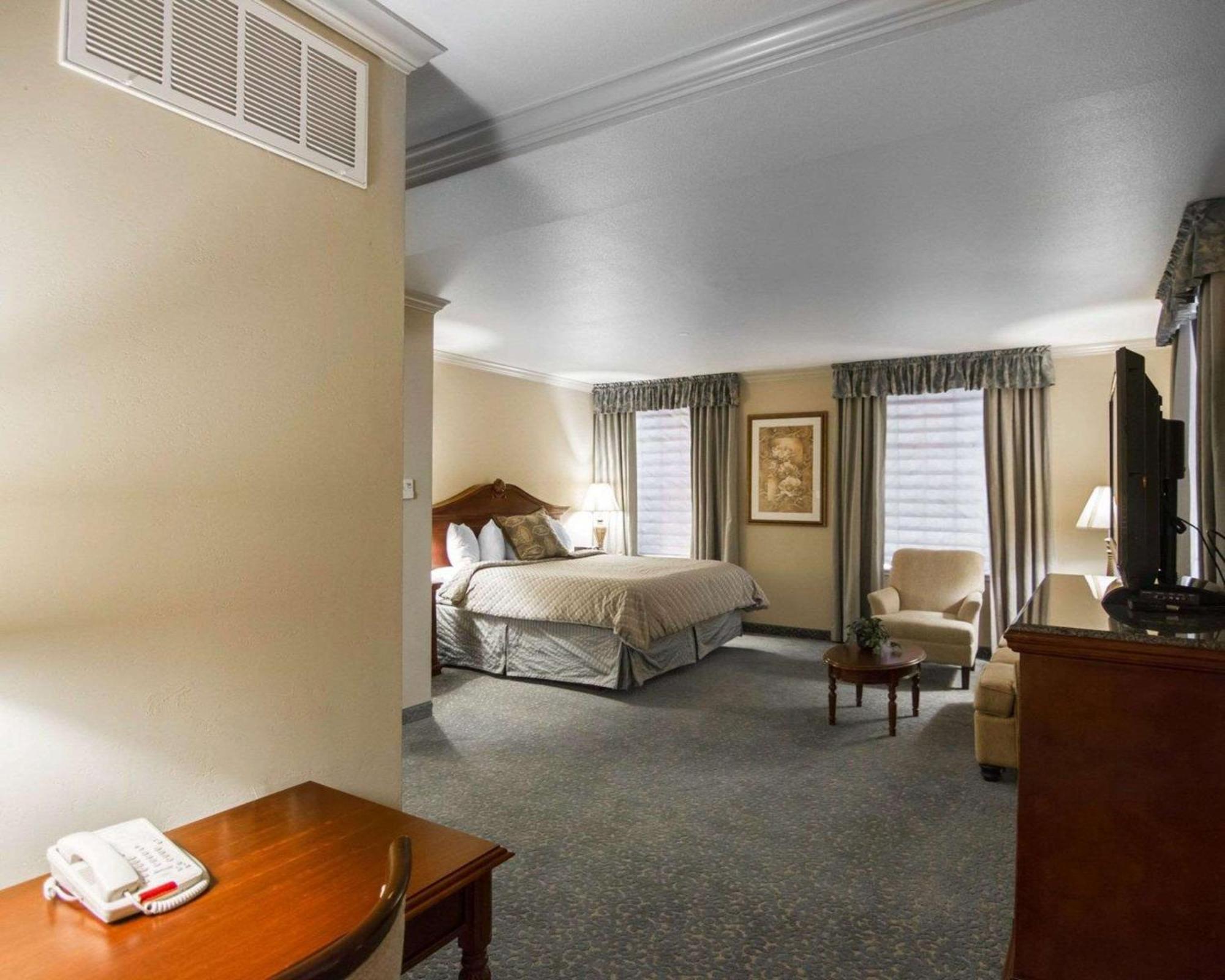 Liberty Hotel, Ascend Hotel Collection Cleburne Eksteriør billede